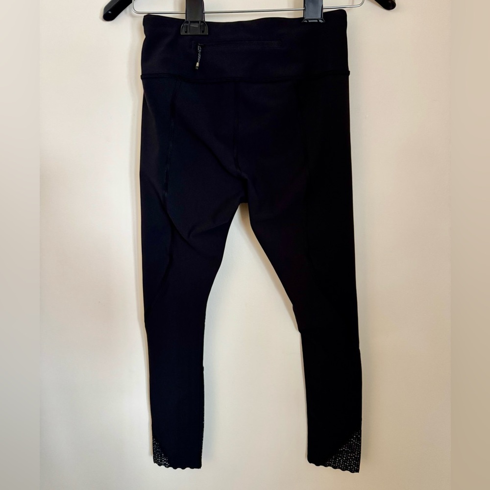 Lululemon Women’s Speed Up Leggings, Size 4 - Picture 5 of 6